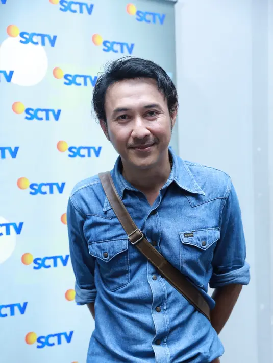 Aktor kelahiran Jakarta 43 tahun silam itu, mengaku lebih menyenangkan dengan kegiatan barunya tersebut. Apalagi, ia sudah bisa menikmati perannya sebagai Azzam. (Galih W. Satria/Bintang.com)