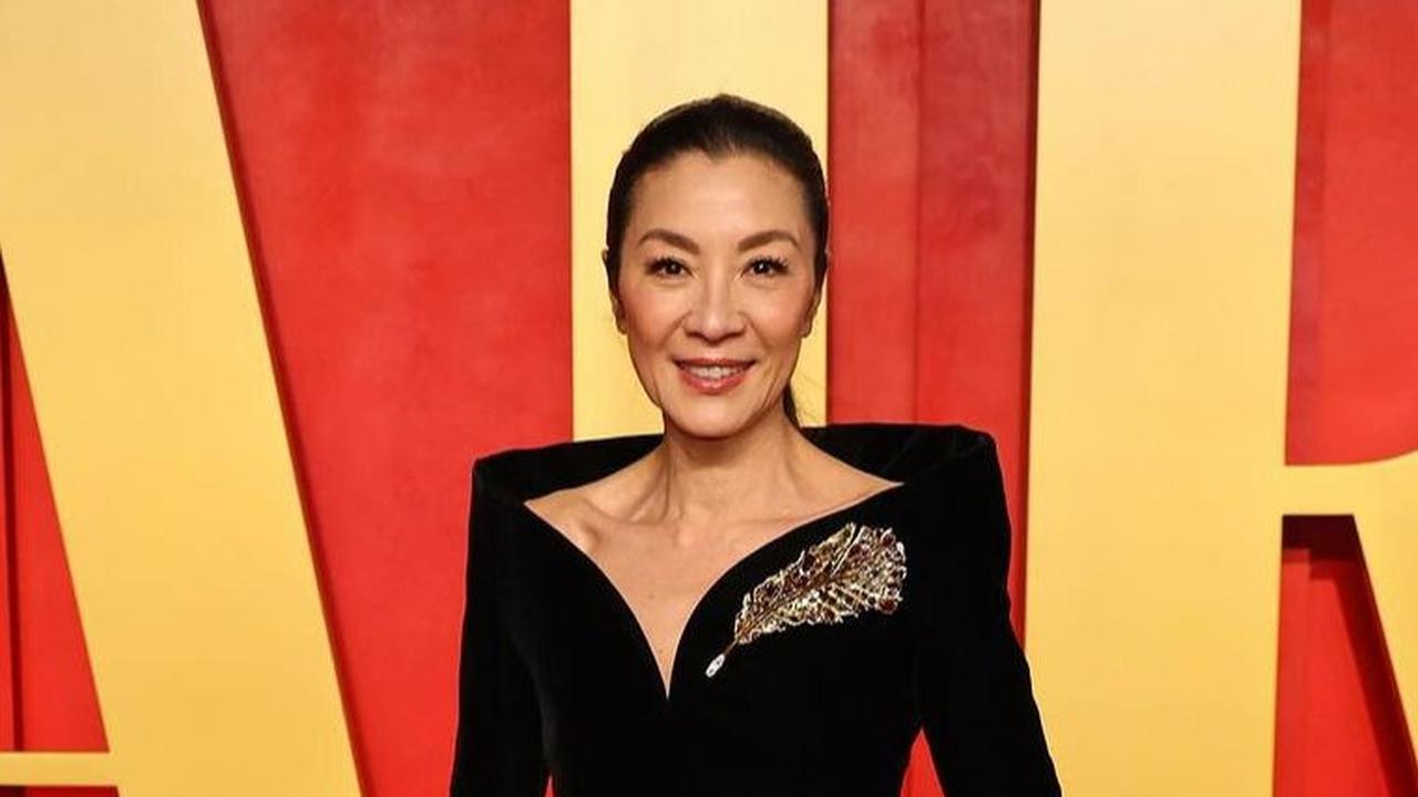 Aktor Perempuan Terbaik yang Memerankan Superhero <br>