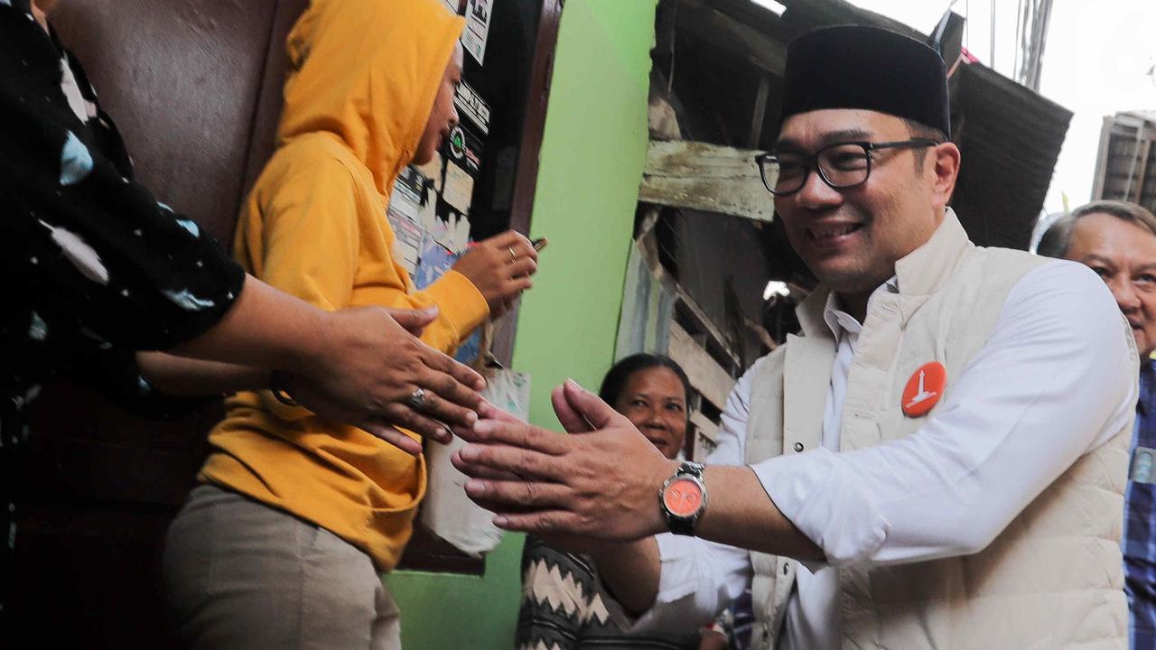 Demi Emak-emak, Ridwan Kamil Janjikan Warung Kecil Naik Kelas Lewat Aplikasi Digital