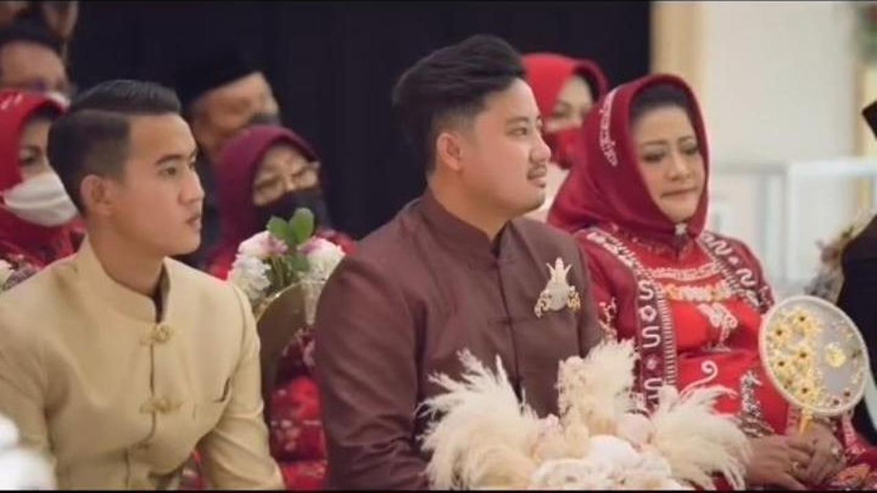 Menyimak dengan Serius