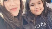 Melalui akun instagram, Ayu kemudian membagikan momen liburannya dengan sang buah hati [instagram/ayutingting92]