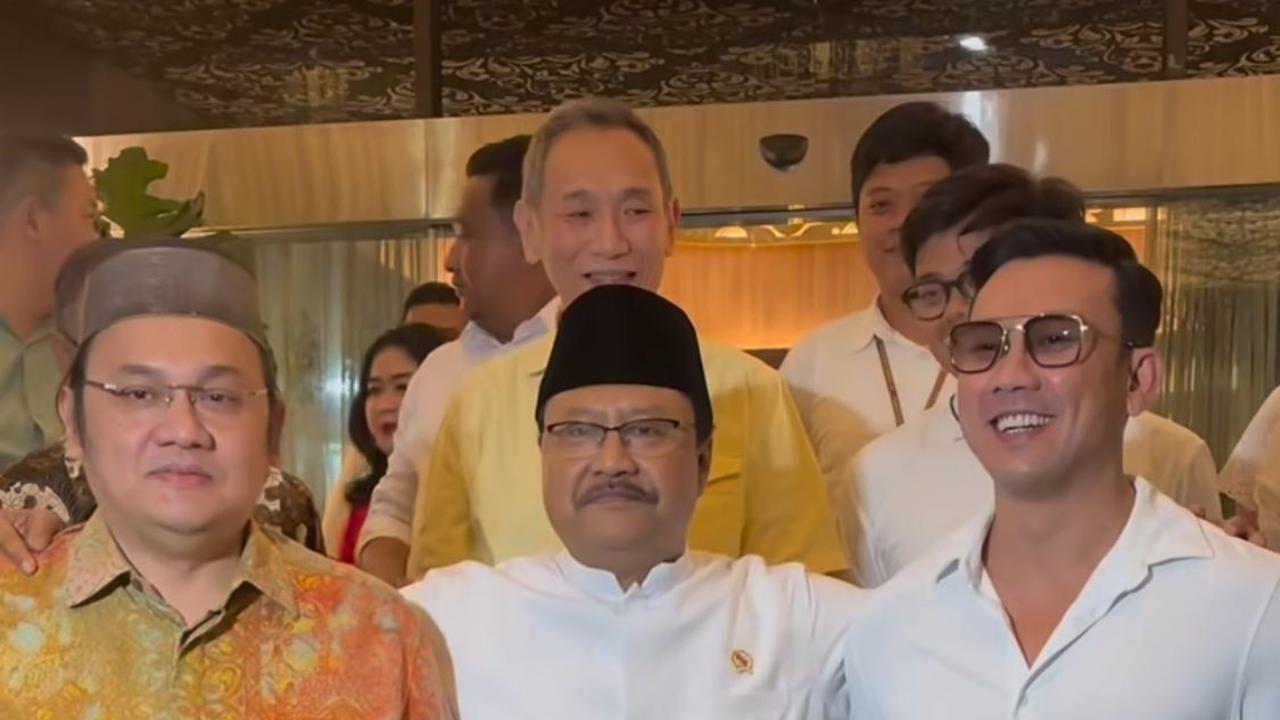 Kisruh Donasi Berakhir Damai, Dipertemukan Kemensos RI Denny Sumargo dan Farhat Abbas Akhirnya Sepakat