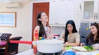 5 Potret Dapur Rumah Ranty Maria, Nuansa Putih dengan Desain Minimalis