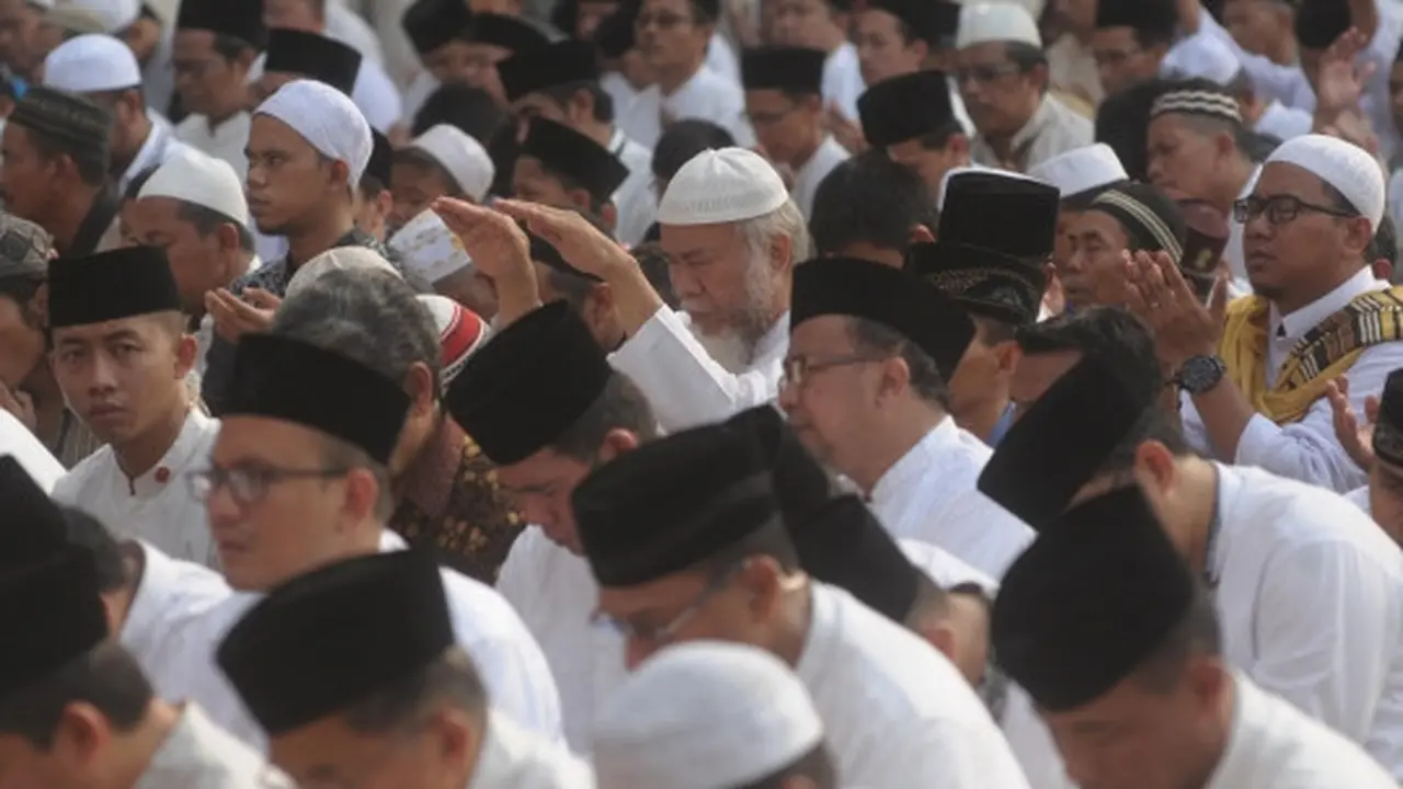 Kekhusyukan warga DKI panjatkan doa meminta hujan di Istiqlal