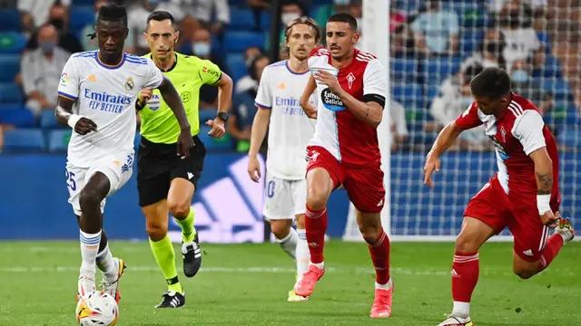 FOTO: Real Madrid Lumat Celta Vigo, Benzema Hattrick