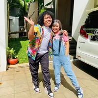 Mpok Alpa bersama Marshel widianto (Instagram/nina_mpokalpa)