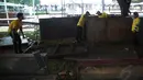 Aktivitas tersebut dalam rangka persiapan Upacara Bendera Hari Kemerdekaan RI di Istana Negara. (Liputan6/com/Faizal Fanani)