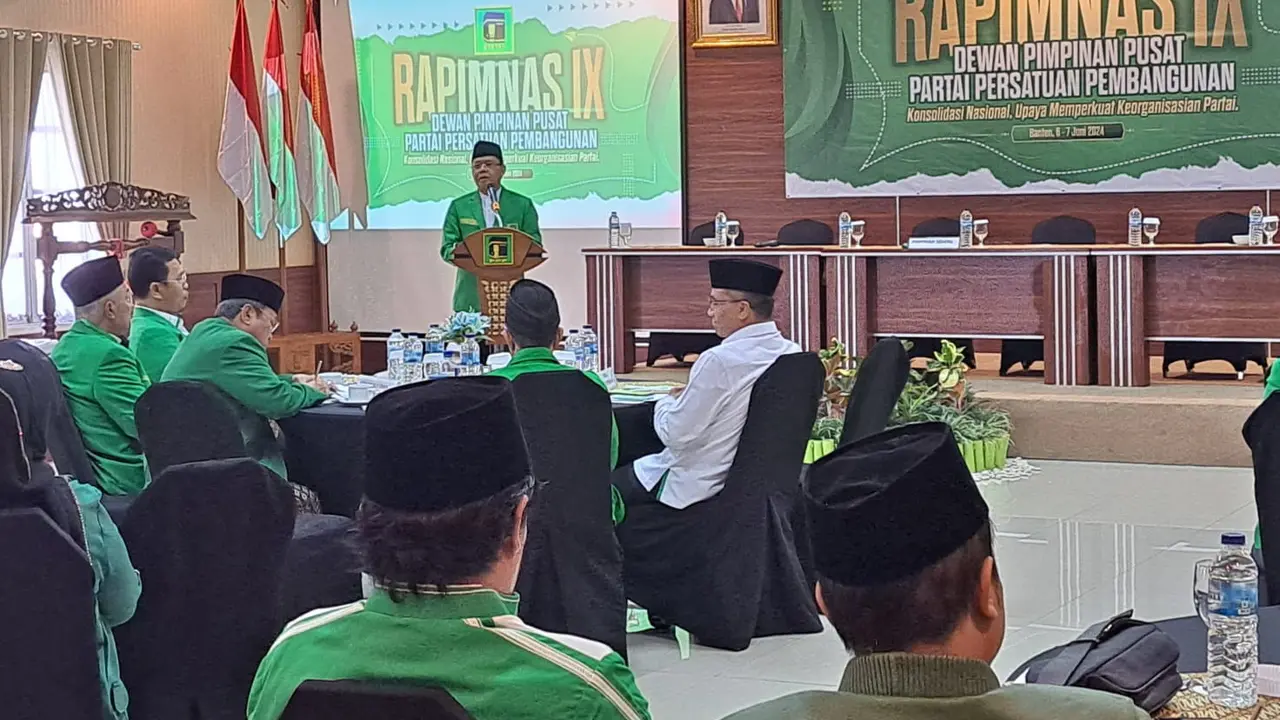 Plt Ketua Umum PPP, Muhammad Mardiono  di Hotel Le Semarr, Kota Tangerang, Kamis (6/6/2024) (Liputan6.com/Pramita Triastiawati)