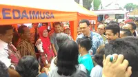 Gubernur DKI Jakarta Basuki Tjahaja Purnama di Pasar Manggis (Liputan6.com/ Ahmad Romadoni)