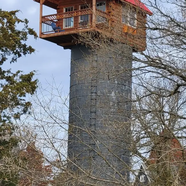 6 Potret Desain Bangunan di Tempat Umum Ini Nyeleneh, Bikin Tepuk Jidat