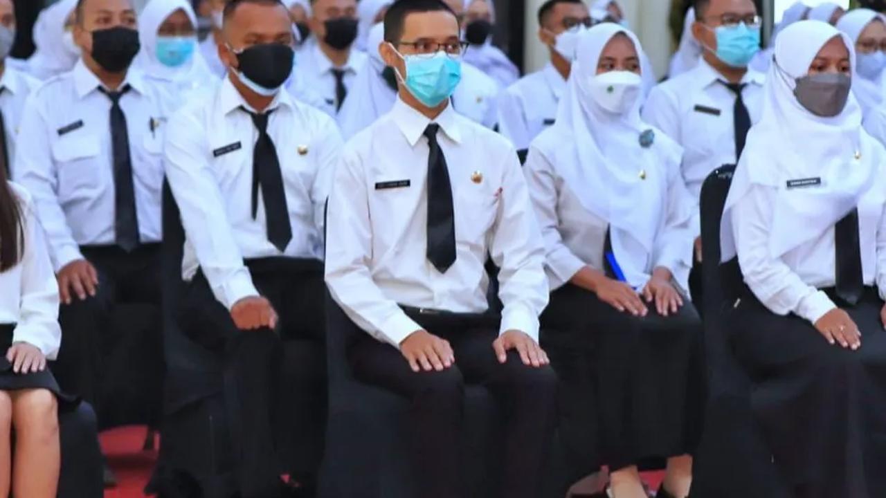 Untuk posisi ketujuh diisi Badan Intelijen Negara dengan jumlah pelamar 57.434 dari formasi 1.000.