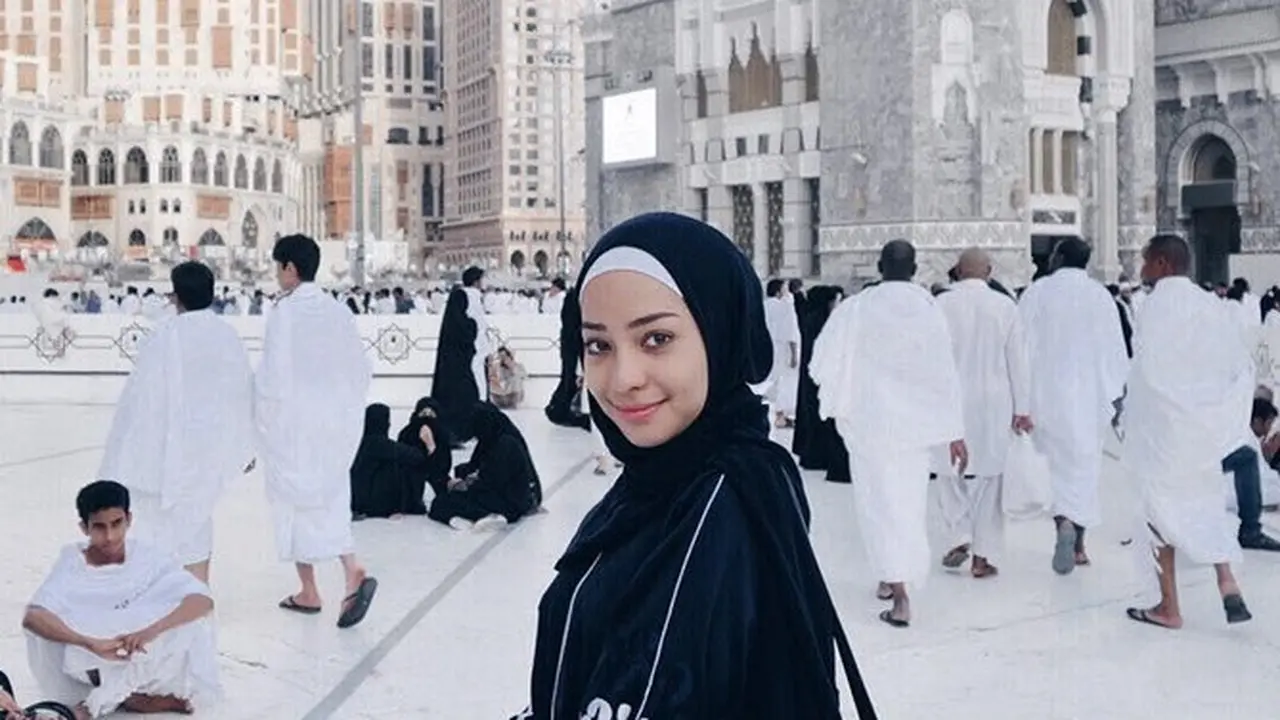 Dipuji Makin Cantik, Ini 6 Pesona Nikita Willy saat Pakai Hijab