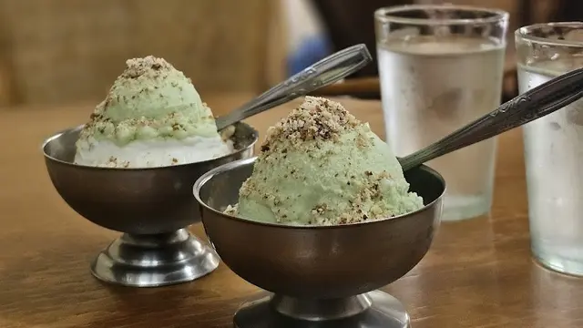 Rekomendasi Tempat Makan Dekat Masjid Istiqlal Jakarta