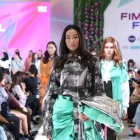 Koleksi Moral di Fimela FEst 2018. (Daniel Kampua/Fimela.com)