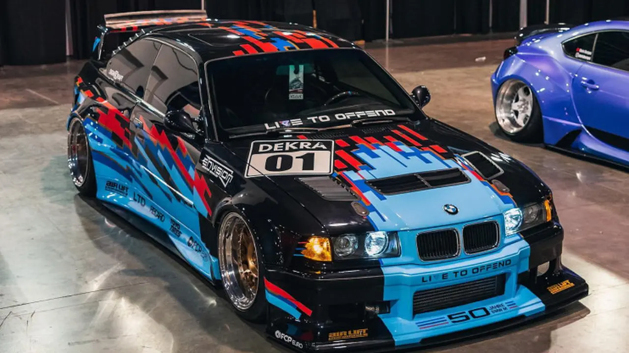 Modifikasi BMW Retro E36 Mencuri Perhatian di SEMA 2022 - Otomotif ...