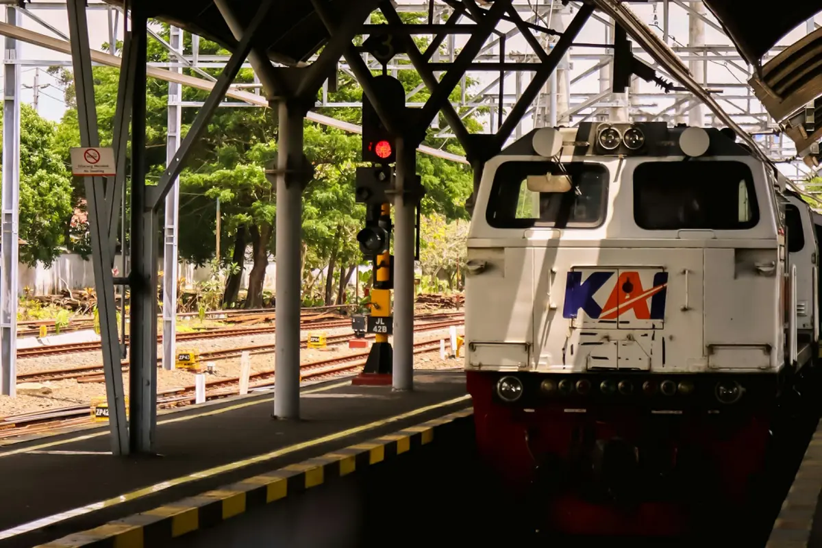 Ilustrasi kereta api, Stasiun Yogyakarta, PT KAI