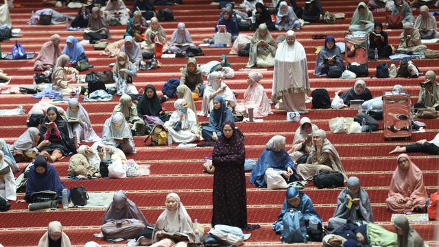 Hukum, Rukun, dan Syarat Itikaf