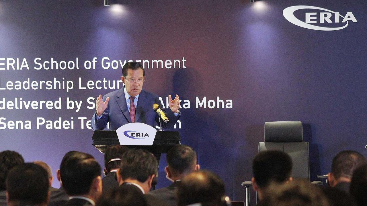 FOTO: Kuliah Kepemimpinan Presiden Senat Kamboja Hun Sen