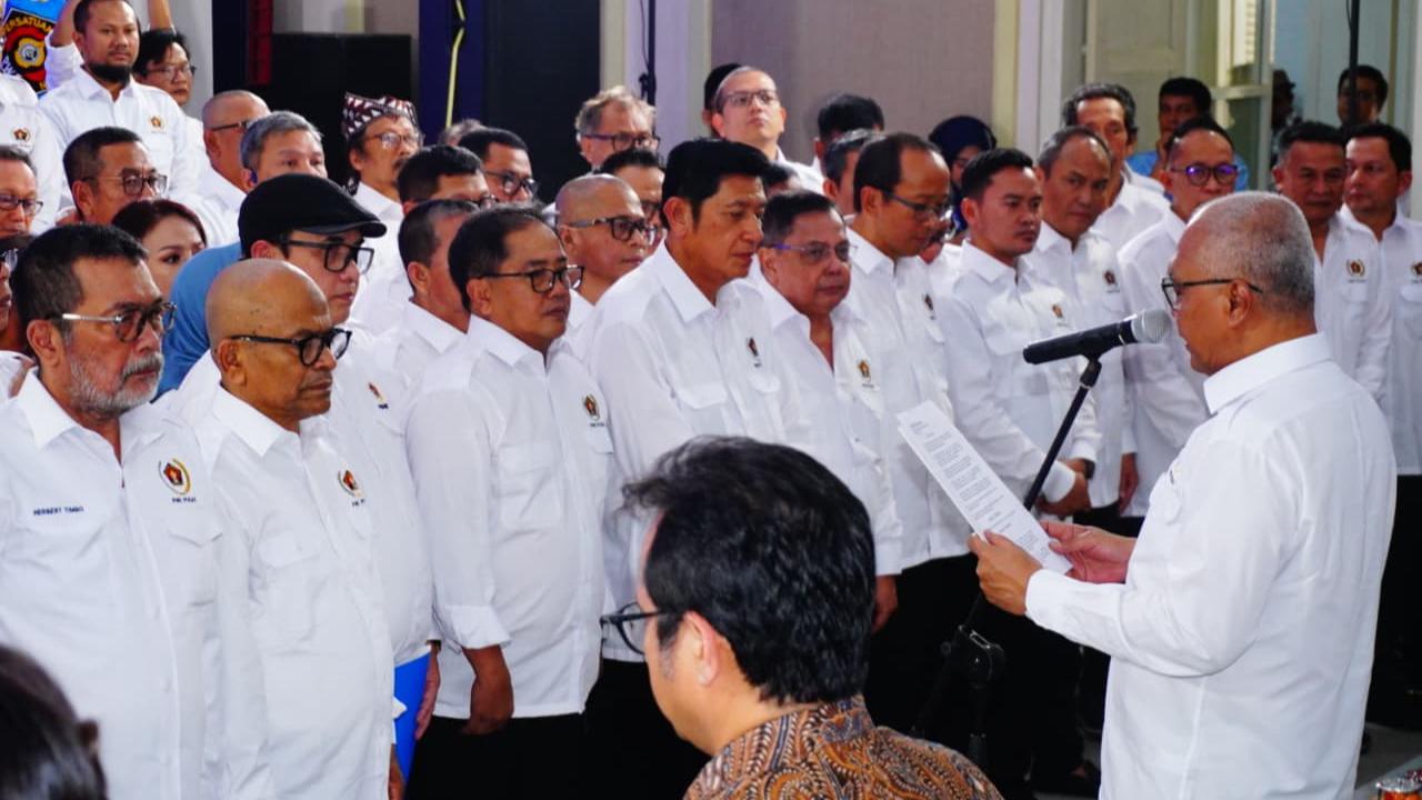 Pengurus PWI Periode 2025-2030 Dikukuhkan di Monumen Pers Solo