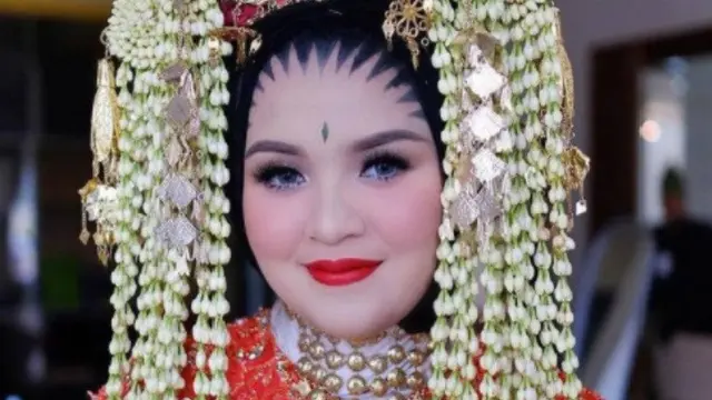 Marlene Hariman dipercaya jadi makeup artist mempelai wanita (Instagram/marlenehariman)