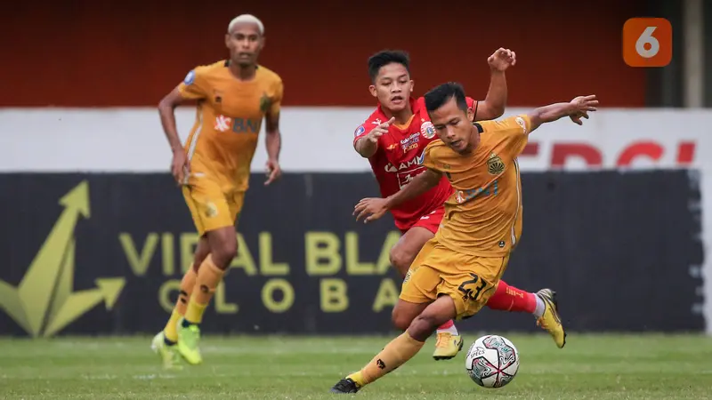 Foto: Sabtu Sore Kelabu, Pertandingan BRI Liga 1 Antara Persija Jakarta Kontra Bhayangkara Berakhir Remis