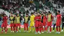 Timnas Korea Selatan harus menerima kenyataan pahit saat dikalahkan Ghana 2-3 di pertandingan kedua Grup H Piala Dunia 2022 yang berlangsung di Education City Stadium, Senin (28/11/2022). (AP Photo/Lee Jin-man)