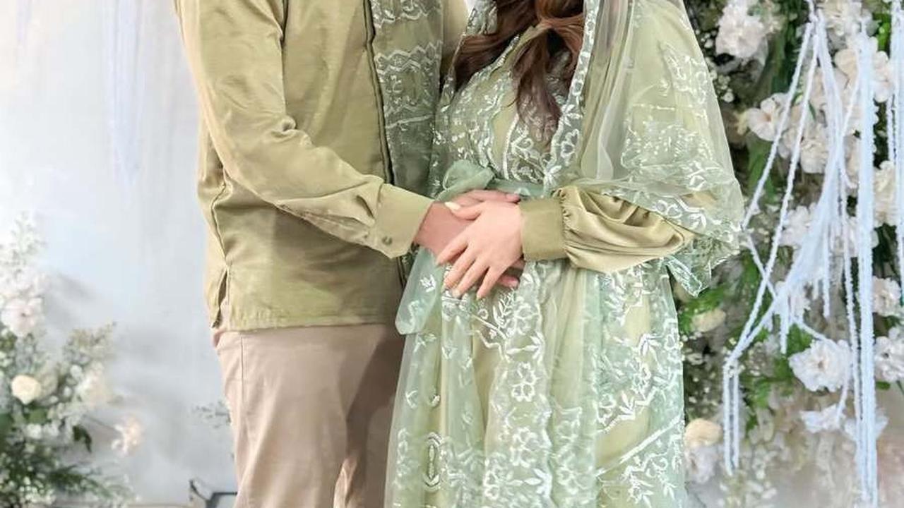 9 Potret Reza Gladys Hadiri Syukuran 4 Bulan Kehamilan Siti Badriah & Krisjiana, Beri Doa Baik untuk Adik Ipar