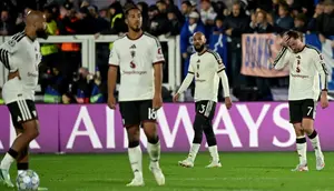 MU Dihabisi Como di Liga Champions, Rekor Buruk di Kompetisi Eropa Tercipta