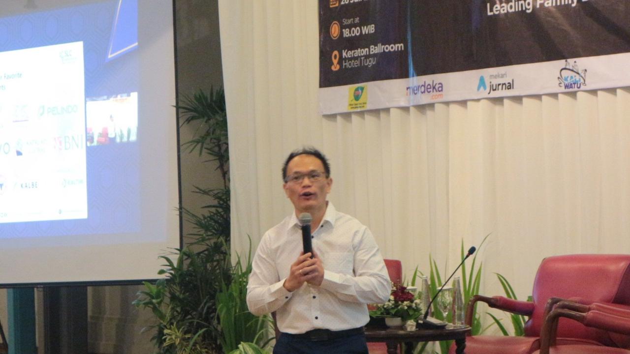 Seminar AMA Chapter Malang Memimpin Bisnis Keluarga Menggebrak Era Digital Empowering The Next Generation: Leading Family Bussinesses to Disrupt the Digital Age