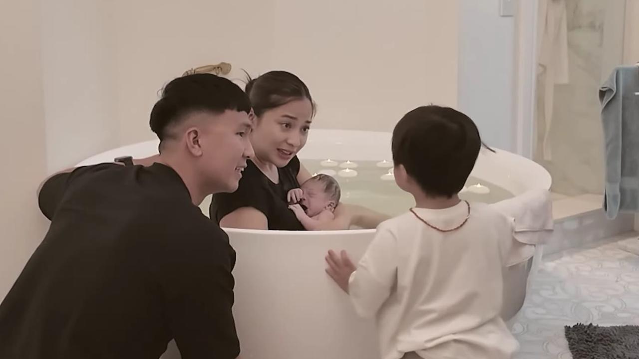 7 Momen Nikita Willy Melahirkan Anak Kedua dengan Metode Water Birth