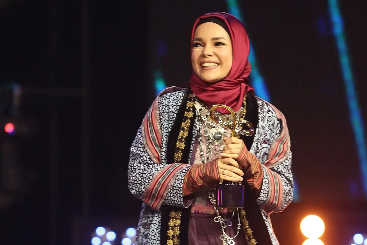 [Bintang] Dewi Sandra