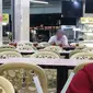 Seorang pria tua Malaysaia sengaja pesan makan malam untuk delapan orang, padahal untuk dimakan sendirian (Dok. Facebook/ZAYAN)