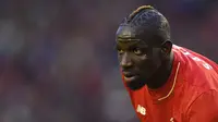 Pemain asal Prancis yang juga bek Liverpool, Mamadou Sakho, menjalani masa pinjaman ke Crystal Palace pada bursa transfer Januari 2017. (EPA/Peter Powell)