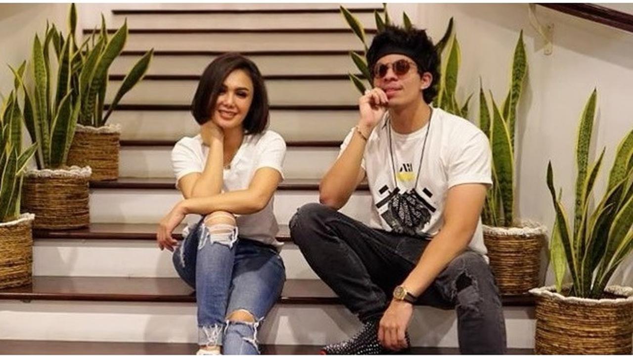 7 Potret Kedekatan Atta Halilintar dan Yuni Shara, Sudah Akrab