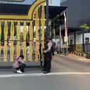 Brimob Bersenjata Siaga di Polda Metro Jaya