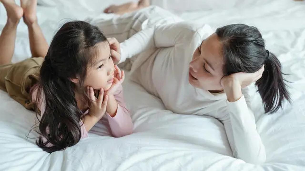 Bekali Anak dengan Pelatihan Mindfulness Sejak Dini, Ini Tips Praktisnya untuk Kamu