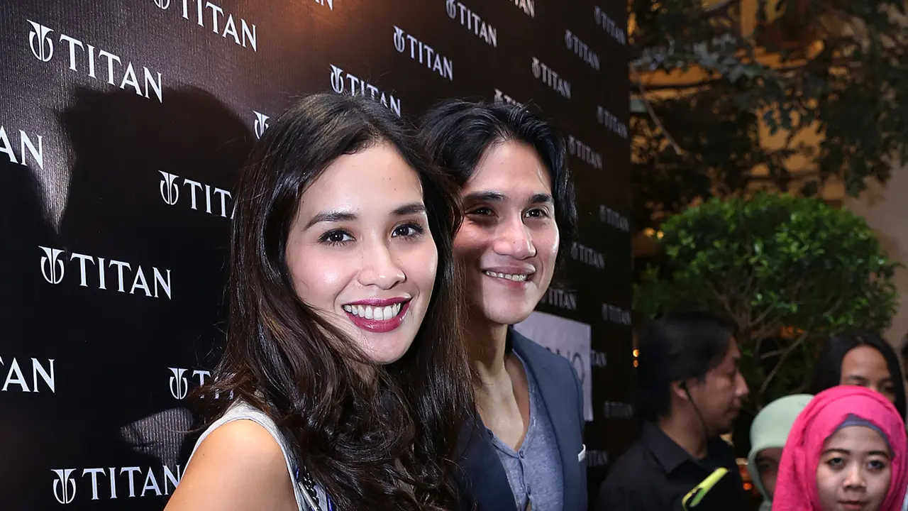Vino G. Bastian dan Marsha Timothy