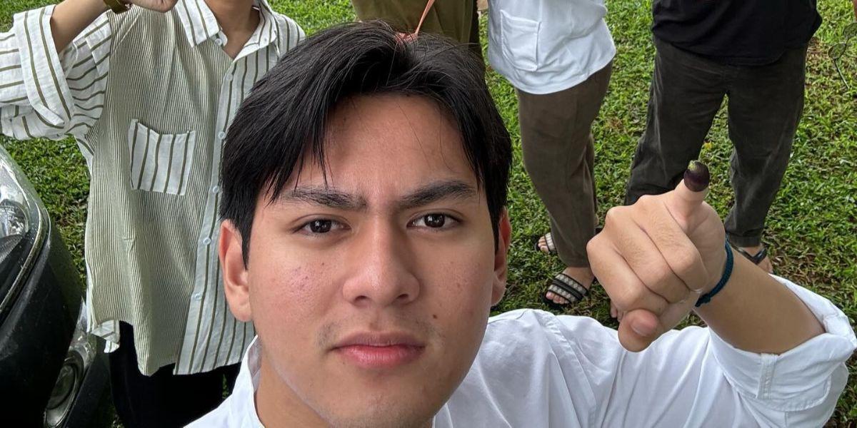 Ada juga yang malah dibuat terpesona dengan penampilan Rey Bong.<br>