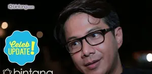 Kehilangan Mike Mohede, Delon yang tergabung dalam Idol Divo, menceritakan rencana ganti nama baru untuk Idol Divo.