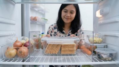 7 Cara Menyimpan Stok Makanan di Dapur agar Mudah Terlihat dan Tidak Menumpuk