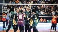 Bank Jatim mengalahkan TNI AU Electric dalam pertandingan sengit lima set pada lanjutan final four Livoli Divisi Utama 2025&nbsp;di GOR Ki Mageti, Magetan, Minggu (12/10).&nbsp;Bank Jatim menang&nbsp;3-2 (25-23, 25-27, 15-25, 26-24, 15-10). (foto: PBVSI)