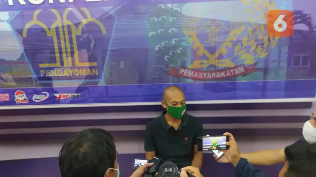 Ganjar Nurdiansyah saat diwawancarai sejumlah awak media (Arfandi Ibrahim/Liputan6.com)