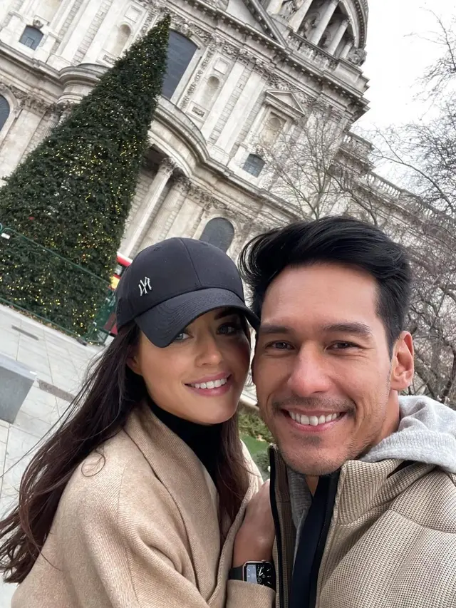 Potret Richard Kyle dan Pacar Baru, Disebut Netizen Mirip Katy Perry