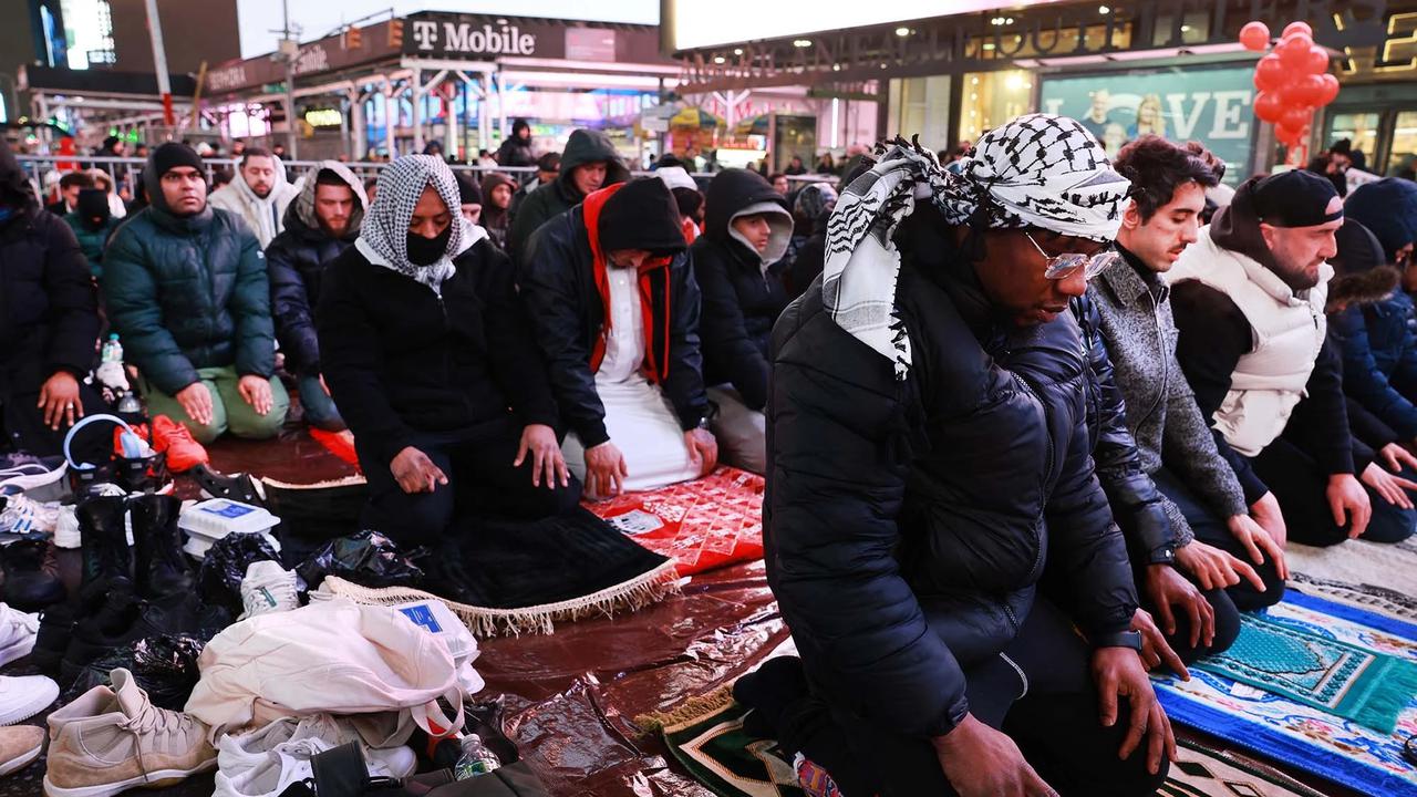 FOTO: Semangat Ramadan Menggema di Times Square New York