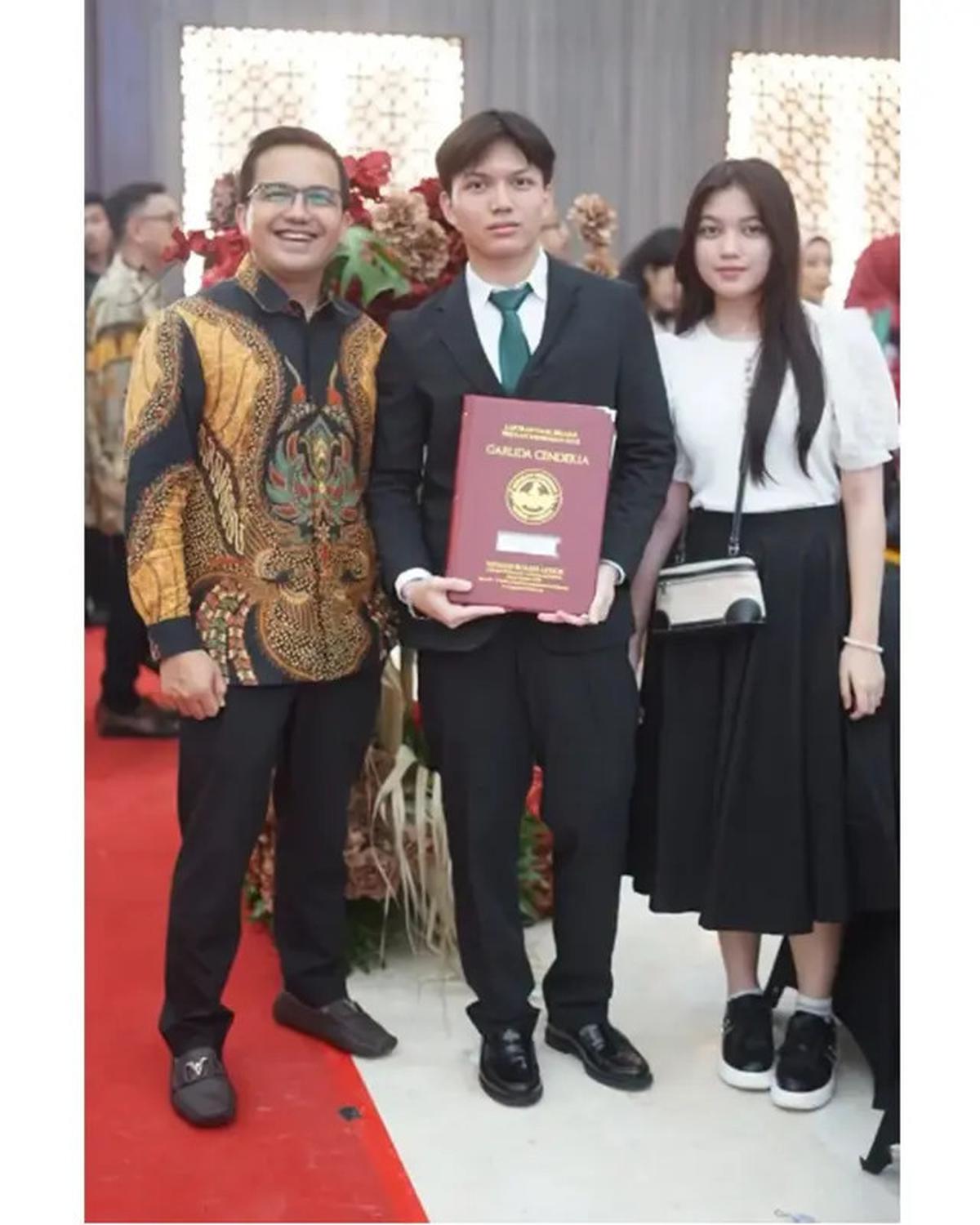 7 Anak Artis yang Lulus SMA Tahun 2025, Siap Melanjutkan ke Perguruan Tinggi