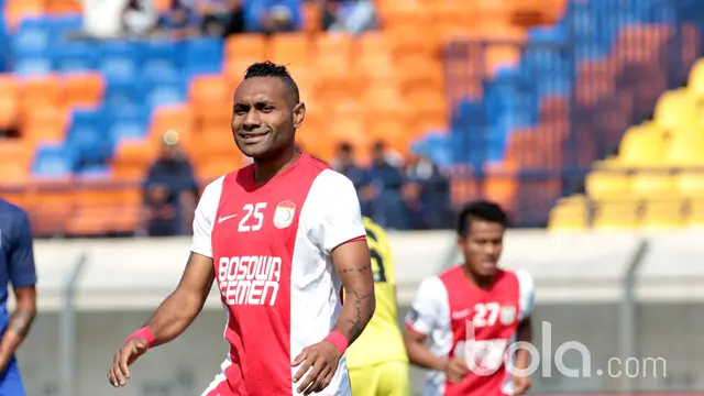 Titus Bonai, PSM Makassar, Bola.com