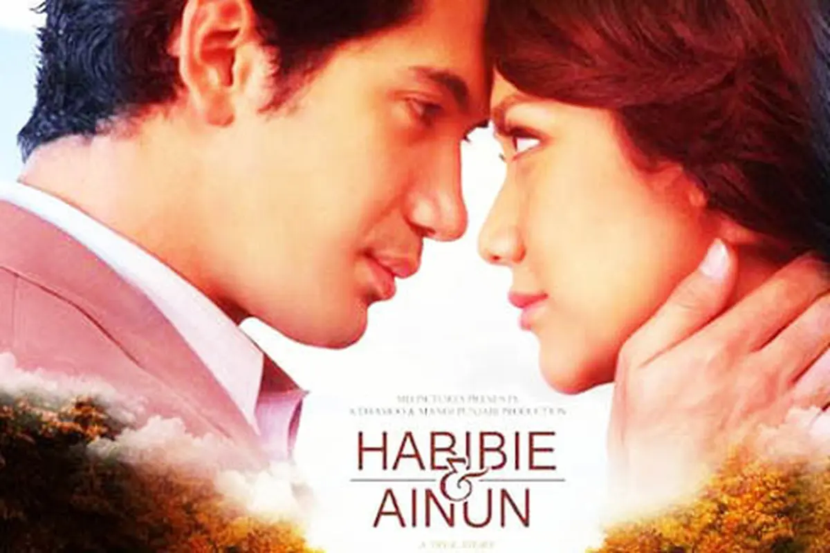 Poster Film Habibie & Ainun