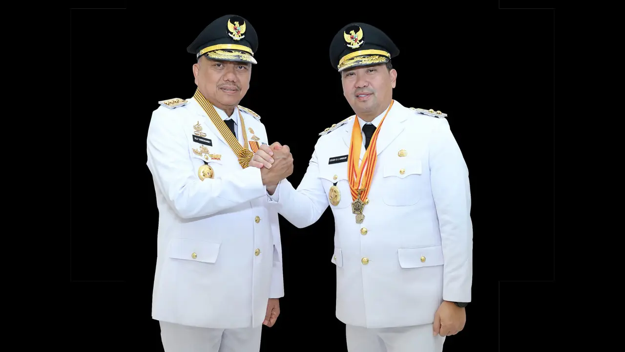 Gubernur Olly Dondokambey dan Wakil Gubernur Steven Kandouw