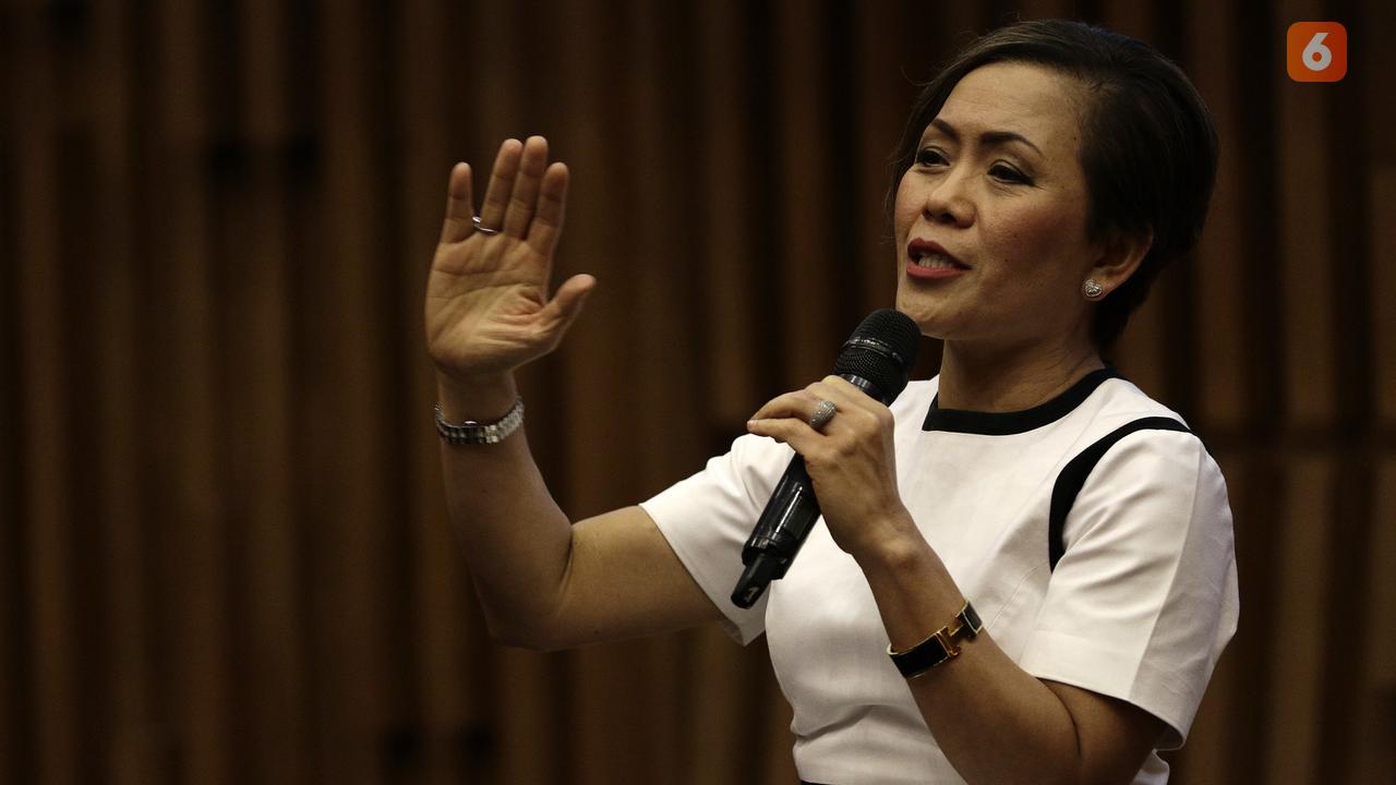 Direktur Program SCM Harsiwi Achmad