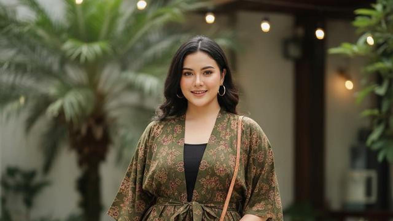7 Model Atasan Batik untuk Orang Gemuk agar Terlihat Langsing, Nyaman dan Stylish